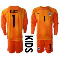 Frankrike Hugo Lloris #1 Målvakt Replika babykläder Hemmaställ Barn VM 2022 Långärmad (+ korta byxor)
